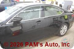 Vehicle photo 7