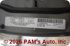 Vehicle photo 16