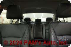 Vehicle photo 11