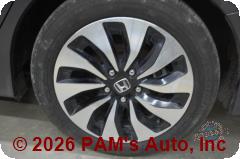 Vehicle photo 9