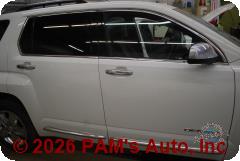 Vehicle photo 3