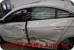 Vehicle photo 7