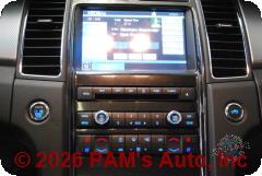 Vehicle photo 13