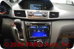 Vehicle photo 13