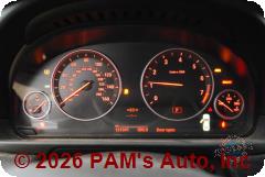Vehicle photo 12