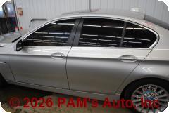 Vehicle photo 7