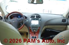 Vehicle photo 14