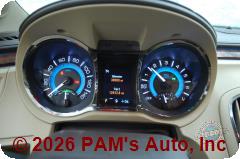 Vehicle photo 12