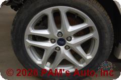 Vehicle photo 9