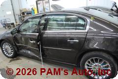 Vehicle photo 7