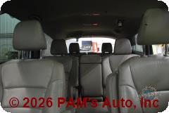 Vehicle photo 11