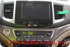 Vehicle photo 13