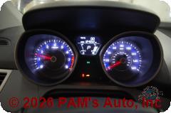Vehicle photo 12