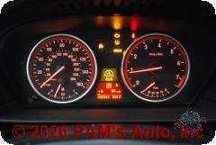 Vehicle photo 12