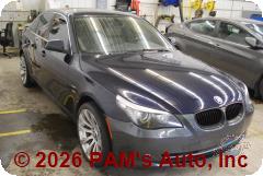 Vehicle photo 2
