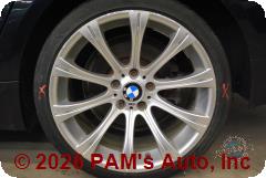 Vehicle photo 9