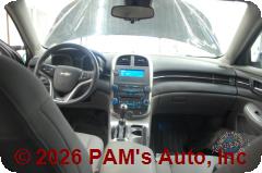 Vehicle photo 14