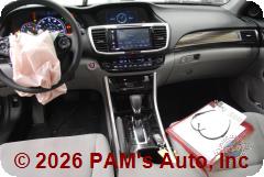 Vehicle photo 14