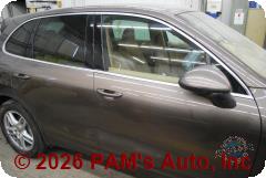 Vehicle photo 3