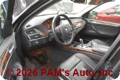 Vehicle photo 10