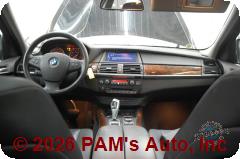Vehicle photo 14