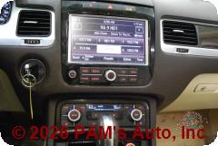 Vehicle photo 13
