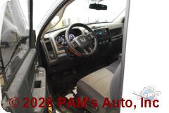 Vehicle photo 10