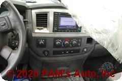 Vehicle photo 14