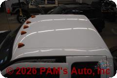 Vehicle photo 8