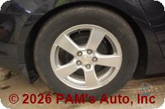 Vehicle photo 9