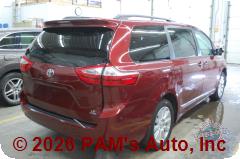 Vehicle photo 5