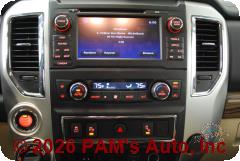 Vehicle photo 13