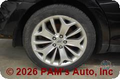 Vehicle photo 9