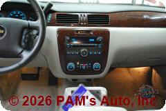 Vehicle photo 14