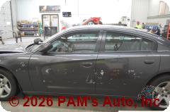 Vehicle photo 7