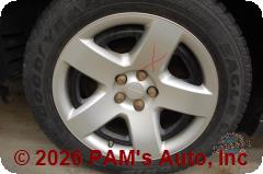 Vehicle photo 9