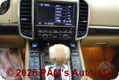 Vehicle photo 13