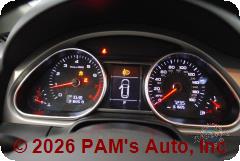 Vehicle photo 12