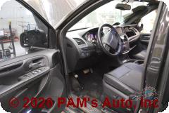 Vehicle photo 10