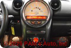 Vehicle photo 13