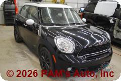 Vehicle photo 2