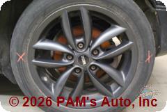 Vehicle photo 9