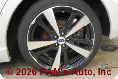 Vehicle photo 9