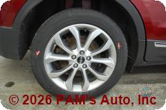 Vehicle photo 9