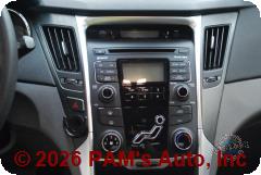 Vehicle photo 13