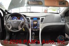 Vehicle photo 14