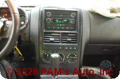 Vehicle photo 13