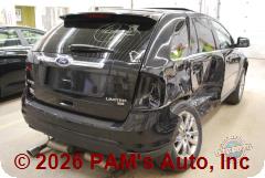 Vehicle photo 5