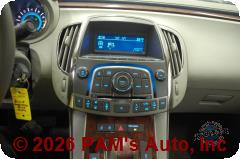 Vehicle photo 13