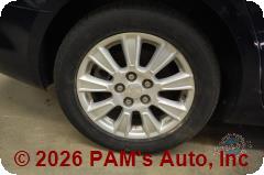 Vehicle photo 9
